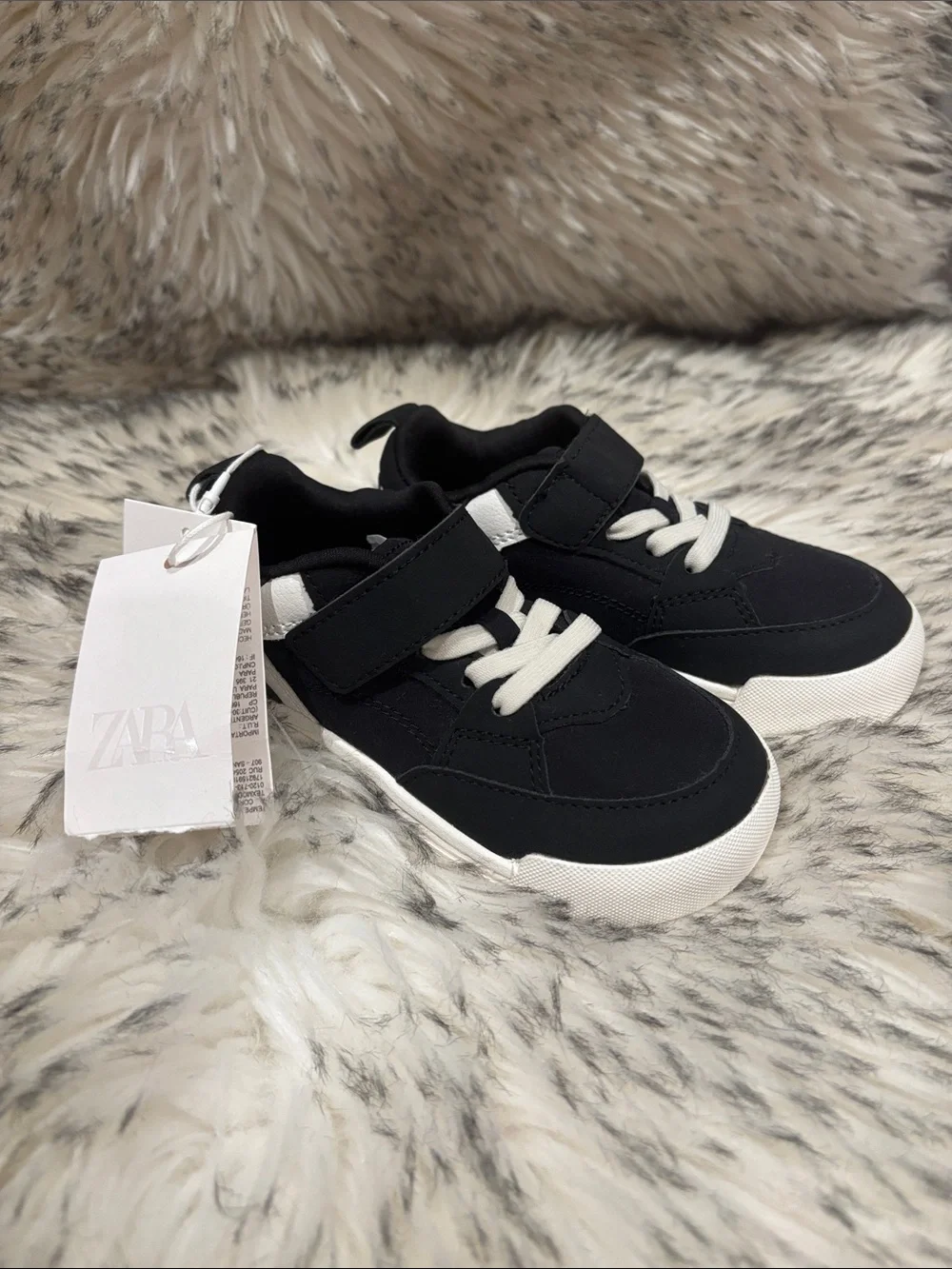 NWT Zara Toddler Boy Skate Sneaker Size 8